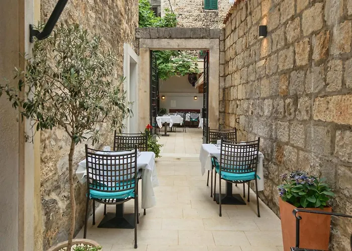 Makarun Heritage Rooms